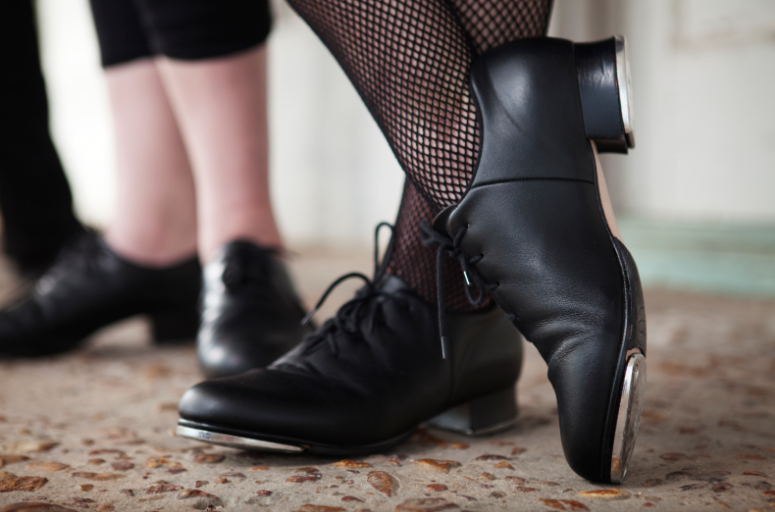 чем отличается танцевальная обувь от обычной