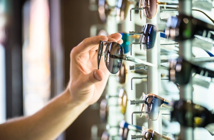 Сотрудничество с оптовыми поставщиками очков