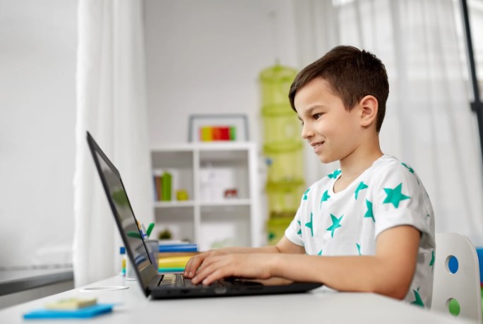комп\'ютер для дитини користь